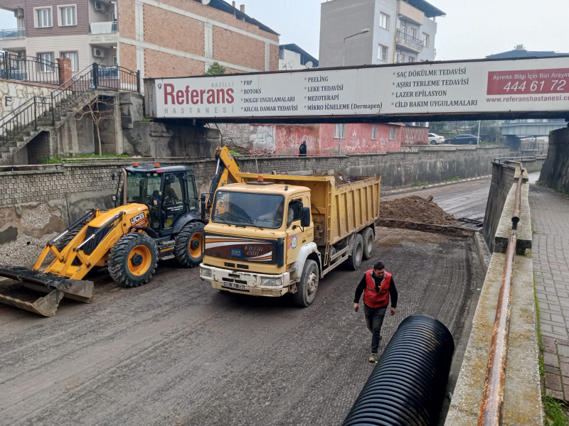 Vatandaş; Sözde değil, özde hizmet istiyor!